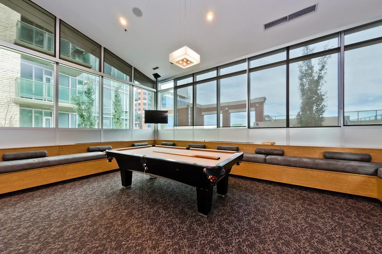 Suite Digs Vetro Calgary 0*,