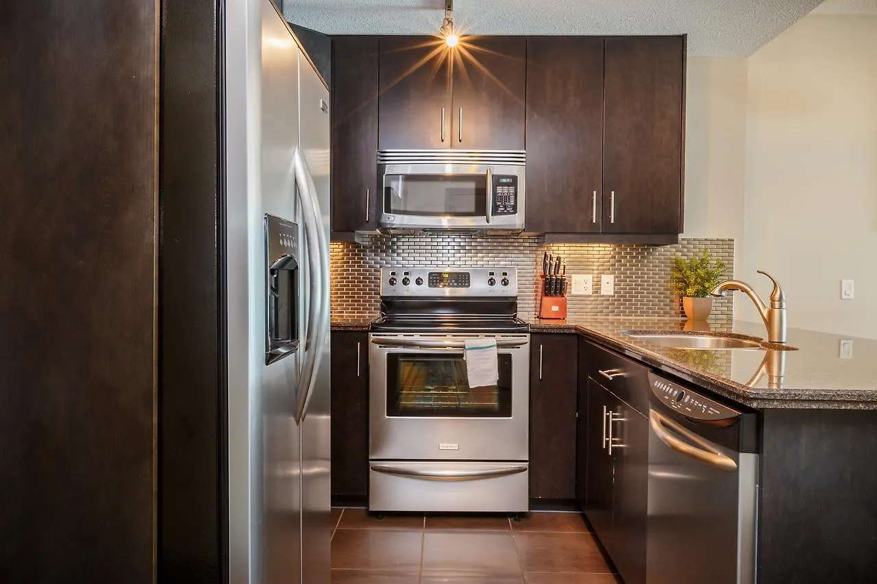 Suite Digs Vetro Calgary 0*,