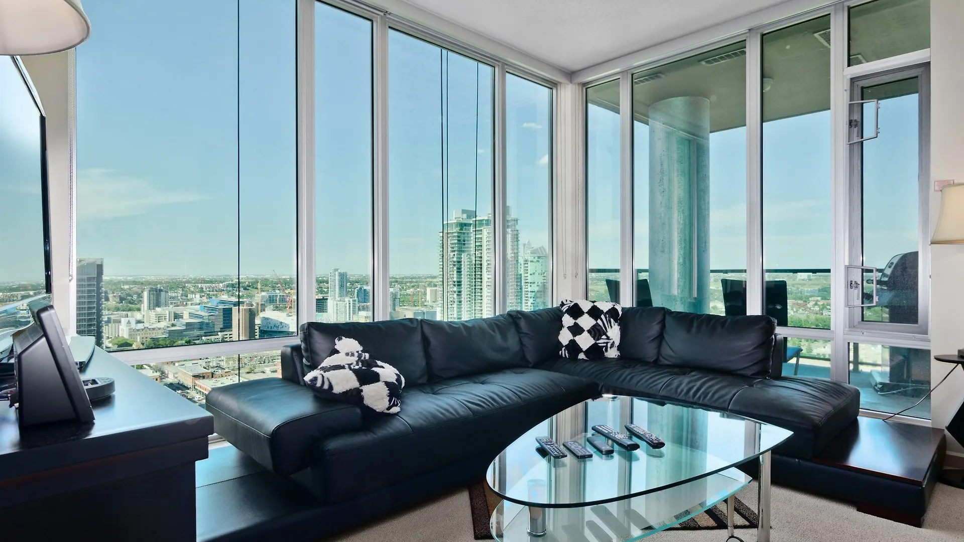 Suite Digs Vetro YYC Lägenhet