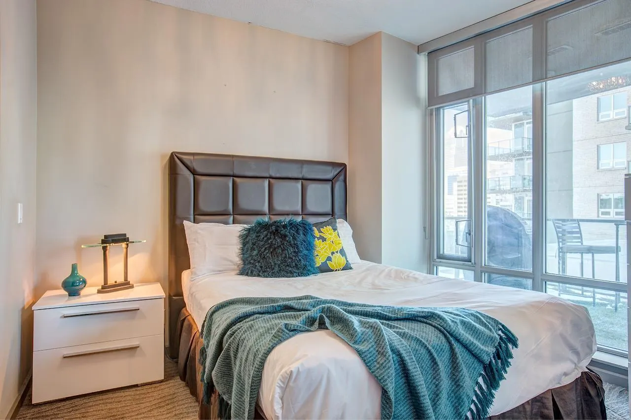 Suite Digs Vetro Calgary Apartment